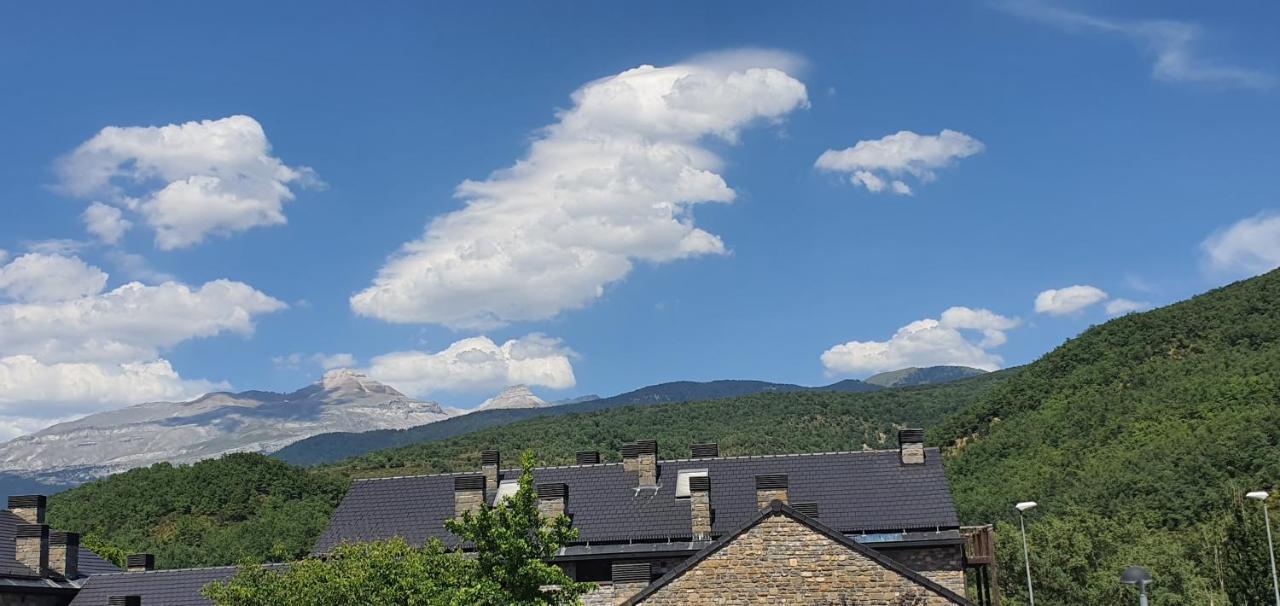 Fabuloso Apartamento Con Vistas A La Montana El Abedul Luga 23 Castiello De Jaca Castiello de Jaca Exterior foto